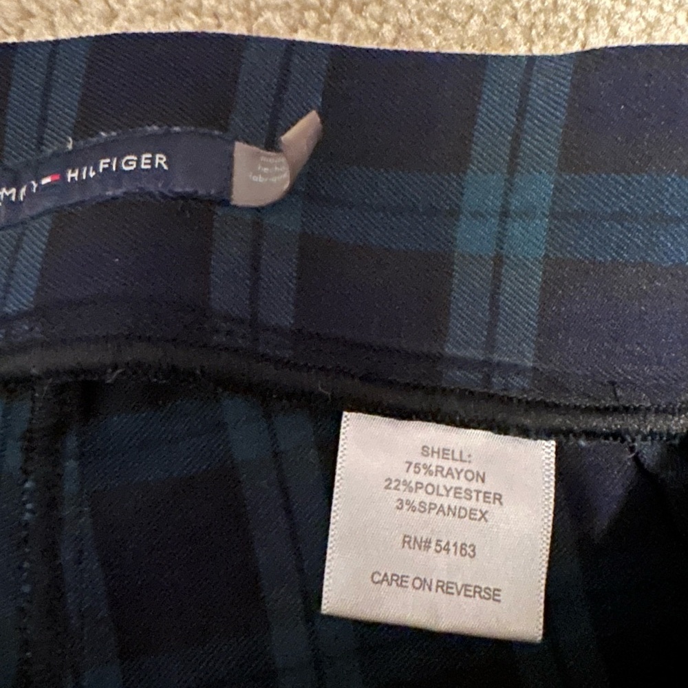 Tommy Hilfiger Plaid Ponte Pants - Picture 3 of 3